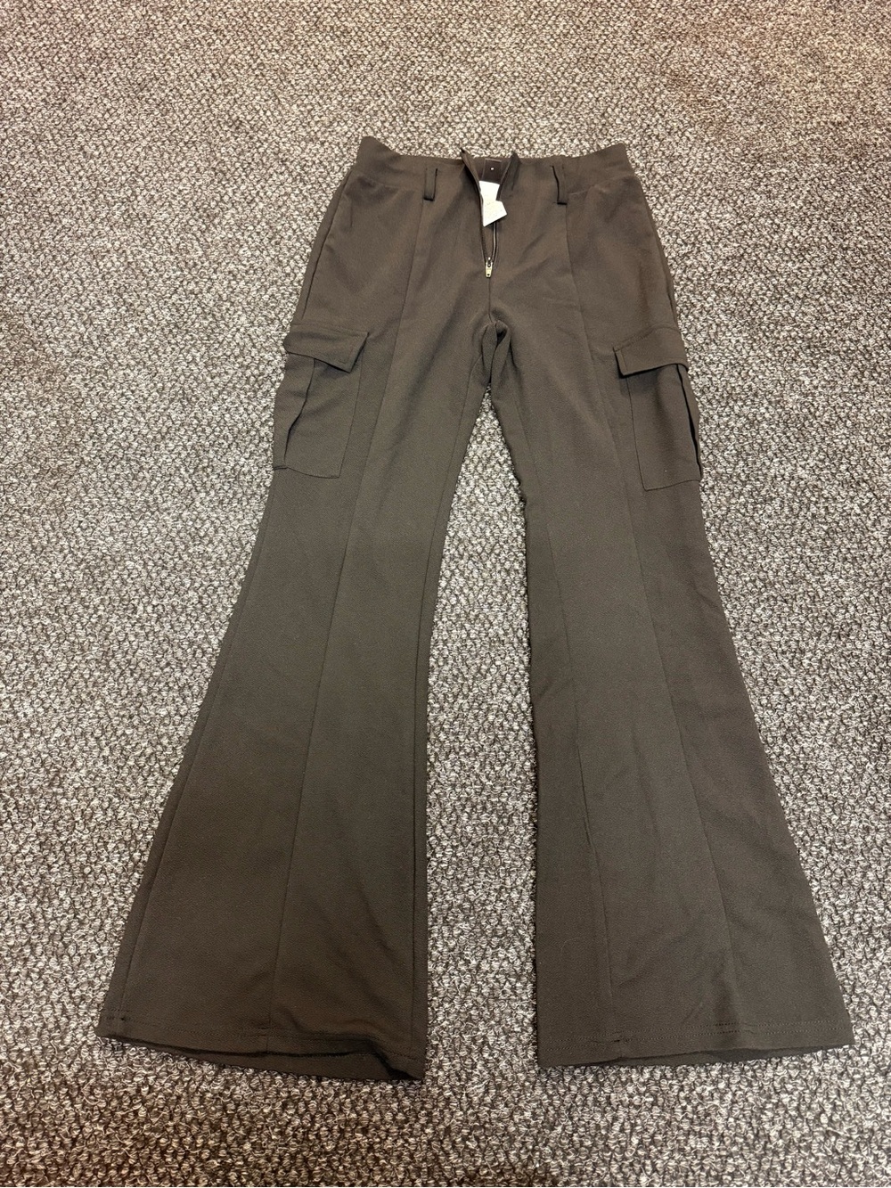 Women’s Olive Cargo Flare Pants - Unbranded